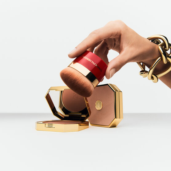 CAROLINA HERRERA NUDE COUTURE MATTE BRONZER 40 DEEP